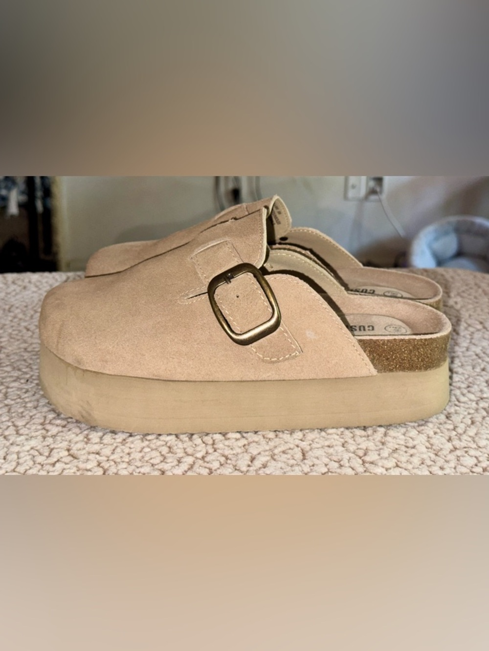 Cushionaire Women’s Granola Genuine Suede Cork Footbed Platform Clog